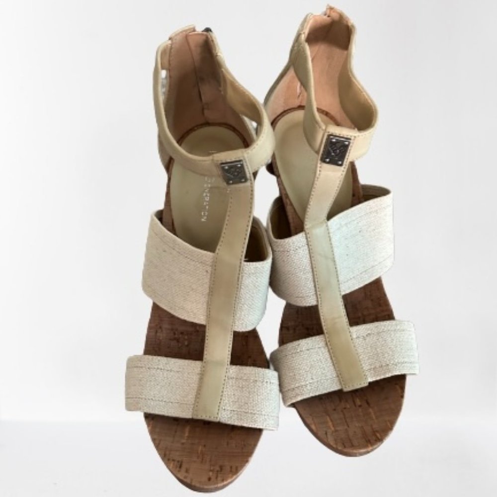 BCBG Generation Women Nude/Tan Platform Heel Shoes Size US 8.5 EU 38.5